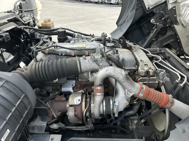 いすゞ ギガ 2PG-CYJ77Cの写真24