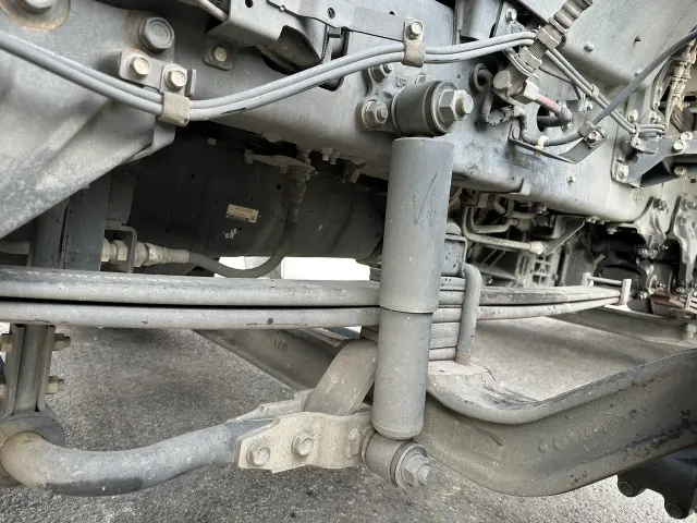 いすゞ ギガ 2PG-CYJ77Cの写真29