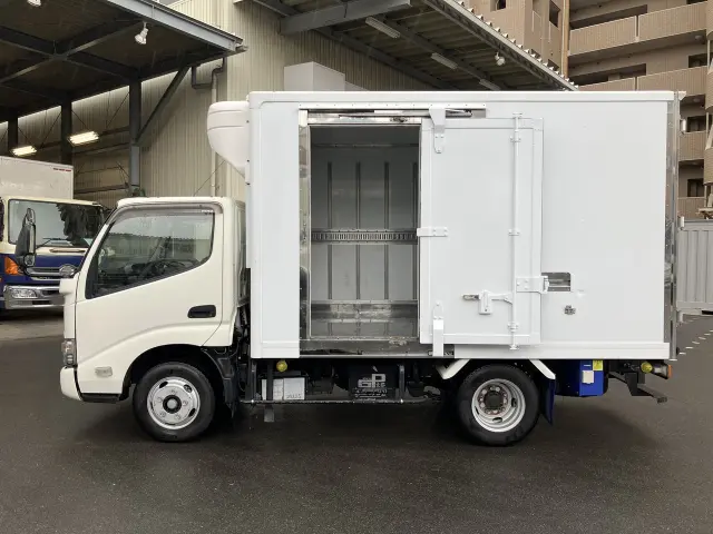 日野 デュトロ TKG-XZU605Mの写真5