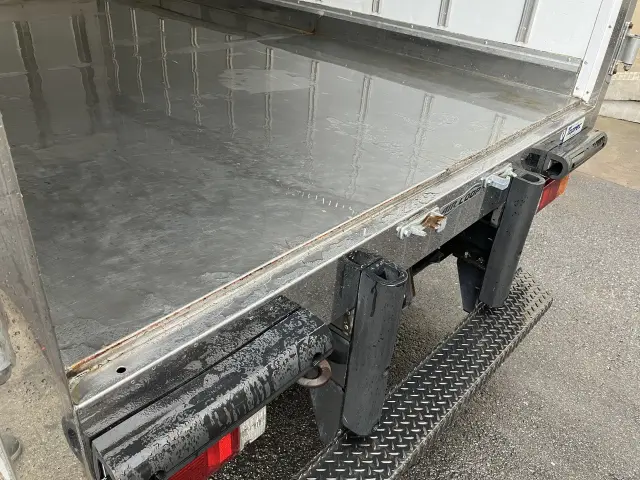 日野 デュトロ TKG-XZU605Mの写真18