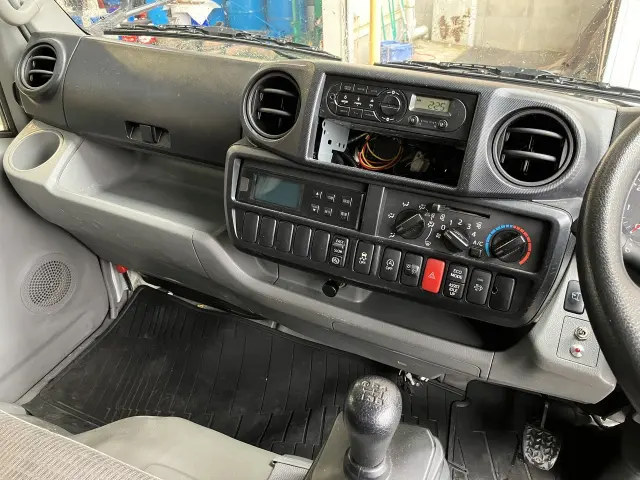 日野 デュトロ TKG-XZU605Mの写真21