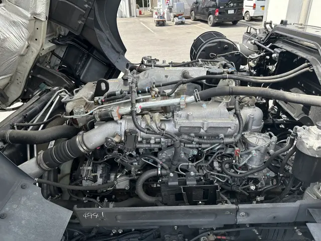 いすゞ ギガ 2PG-CYJ77Cの写真24
