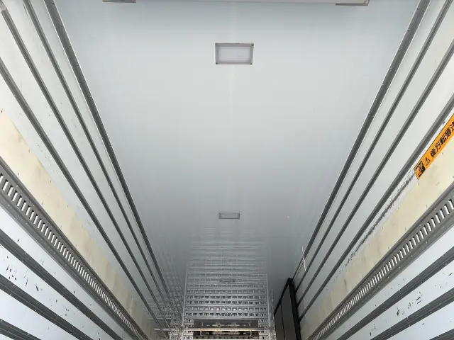 いすゞ ギガ 2PG-CYJ77Cの写真14