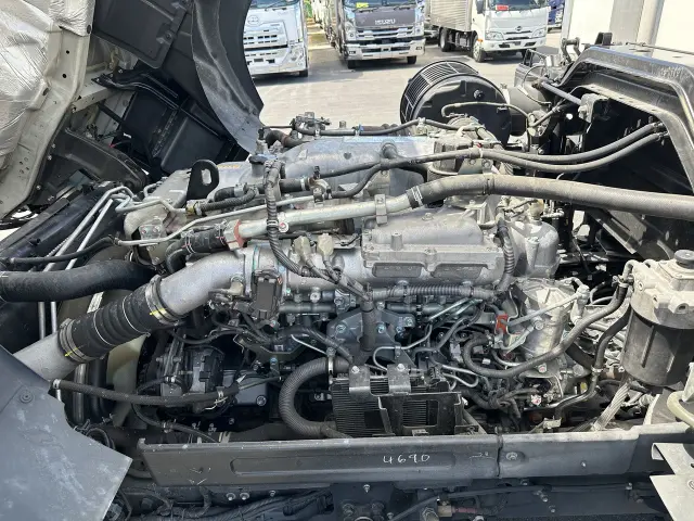 いすゞ ギガ 2PG-CYJ77Cの写真24