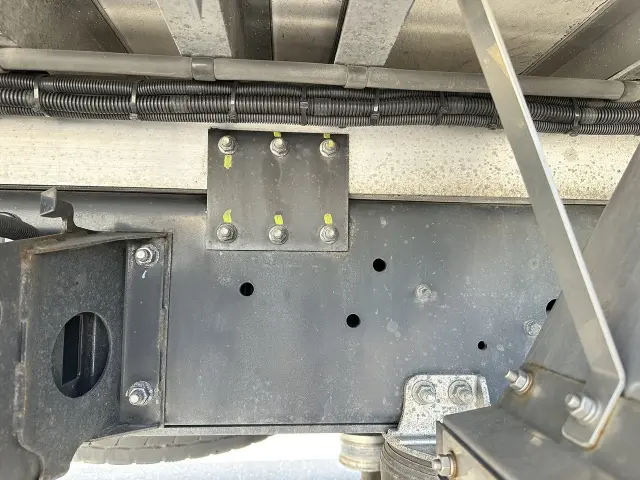 いすゞ ギガ 2PG-CYJ77Cの写真30