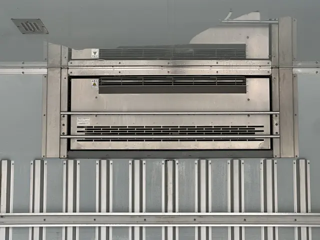 いすゞ フォワード 2PG-FRR90S2の写真15
