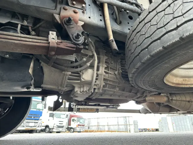 いすゞ フォワード 2PG-FRR90S2の写真25