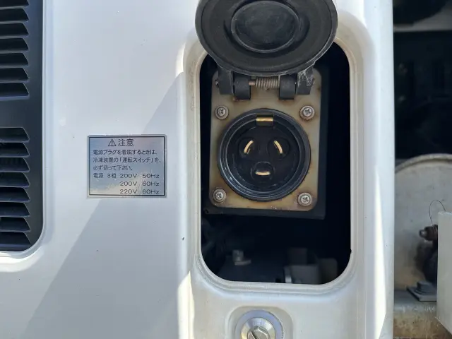 いすゞ ギガ 2PG-CYJ77Cの写真18