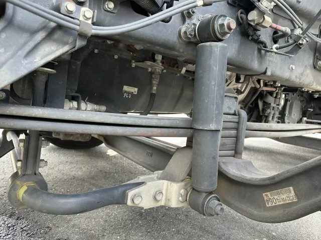 いすゞ ギガ 2PG-CYJ77Cの写真28