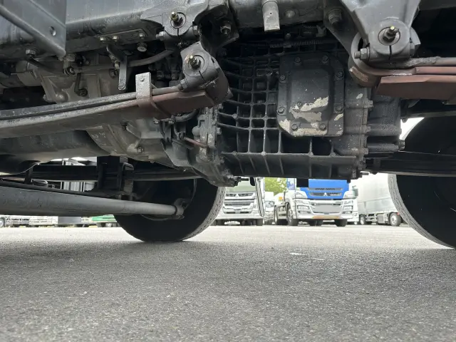 いすゞ ギガ 2PG-CYJ77Cの写真25