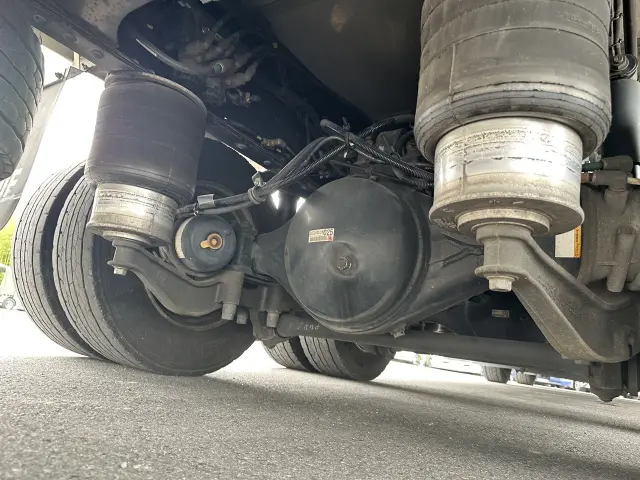 いすゞ ギガ 2PG-CYJ77Cの写真27