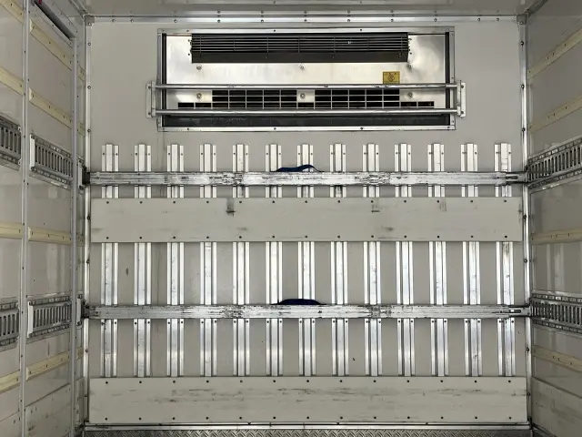 いすゞ エルフ 2RG-NPR88ANの写真16