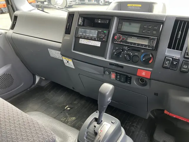 いすゞ エルフ 2RG-NPR88ANの写真21