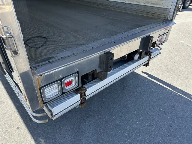 いすゞ フォワード 2PG-FRR90T2の写真18