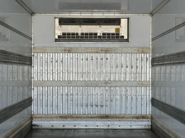 いすゞ フォワード 2PG-FRR90T2の写真19