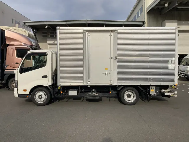日野 デュトロ 2RG-XZU710Mの写真4