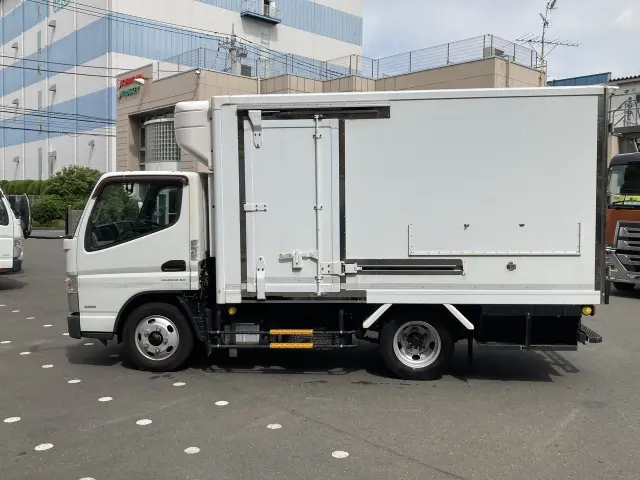 三菱 キャンター TPG-FBA50の写真4