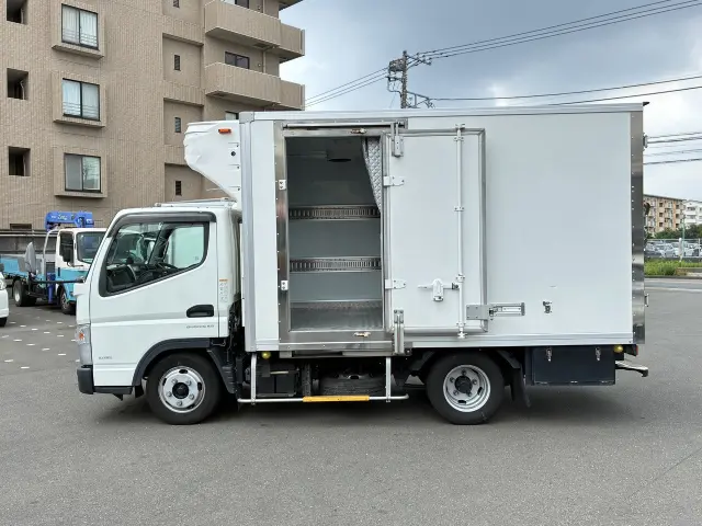 三菱 キャンター 2RG-FBA20の写真5