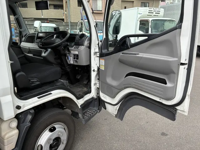 三菱 キャンター 2RG-FBA20の写真19