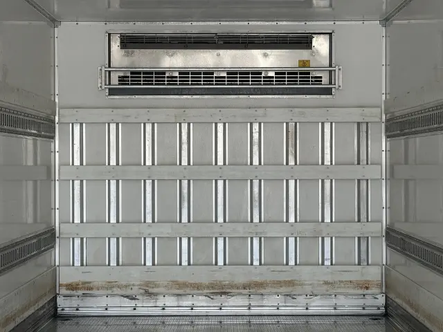 いすゞ フォワード 2RG-FTR90V2の写真19