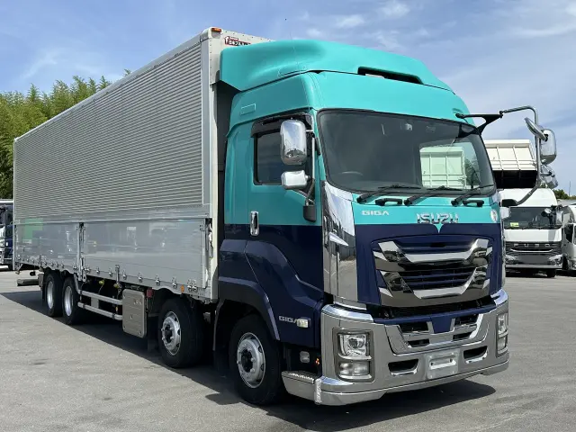 いすゞ ギガ 2PG-CYJ77Cの写真9
