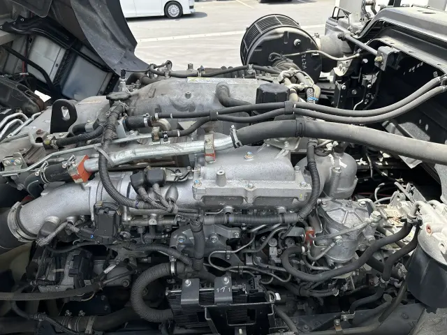いすゞ ギガ 2PG-CYJ77Cの写真25