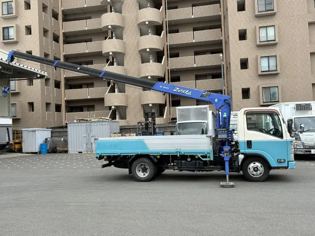 いすゞ エルフ TKG-NMR85ARの写真8