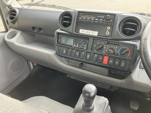 日野 デュトロ TKG-XZC605Mの写真21