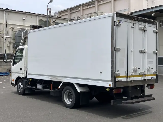日野 デュトロ TKG-XZU710Mの写真5