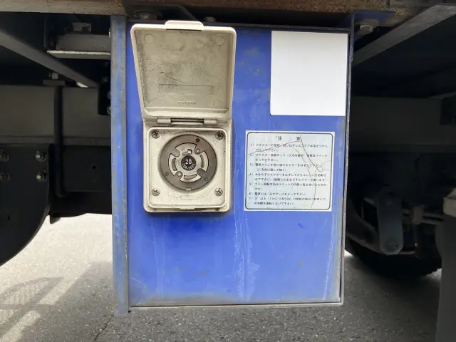 日野 デュトロ TKG-XZU710Mの写真32