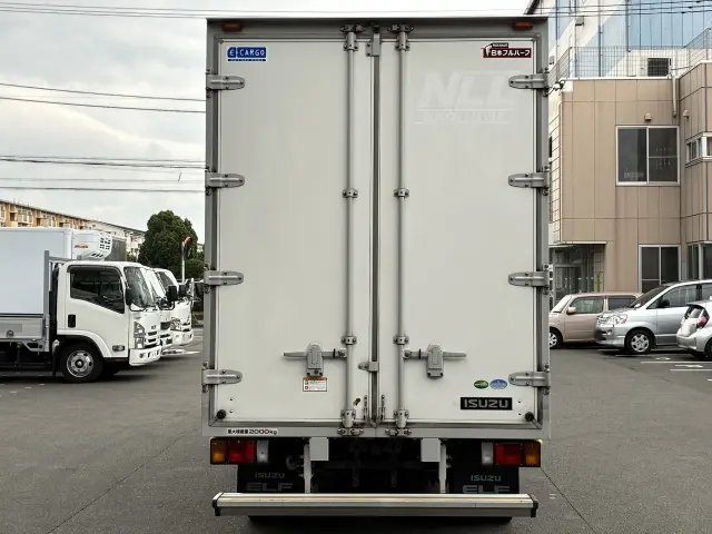 いすゞ エルフ TRG-NLR85ANの写真3
