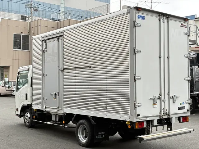 いすゞ エルフ TRG-NLR85ANの写真5