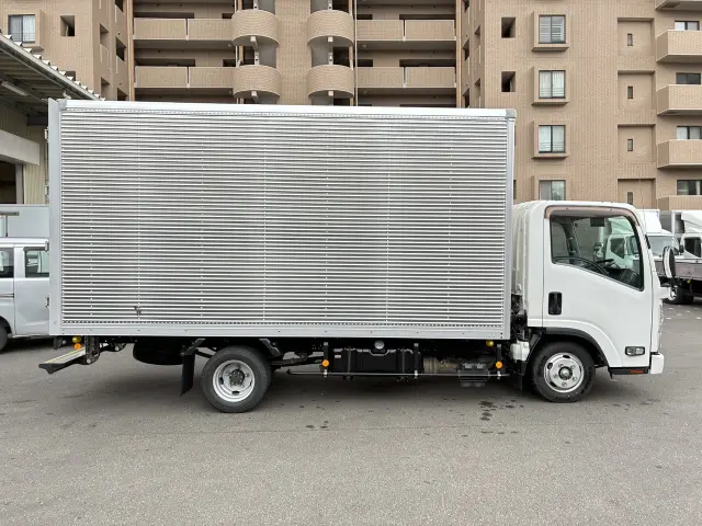 いすゞ エルフ TRG-NLR85ANの写真6