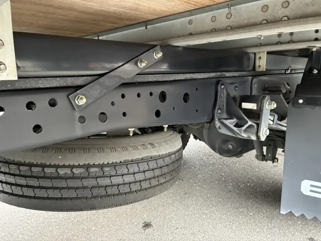 いすゞ エルフ TRG-NLR85ANの写真32