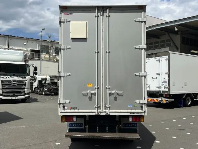 いすゞ エルフ TPG-NMR85ANの写真3