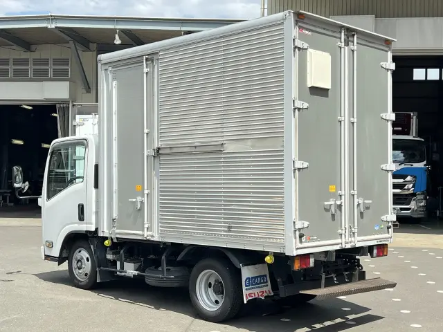 いすゞ エルフ TPG-NMR85ANの写真6