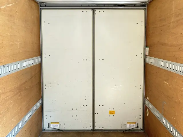 いすゞ エルフ TRG-NLR85ANの写真17