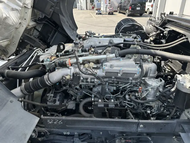 いすゞ ギガ 2PG-CYJ77Cの写真25