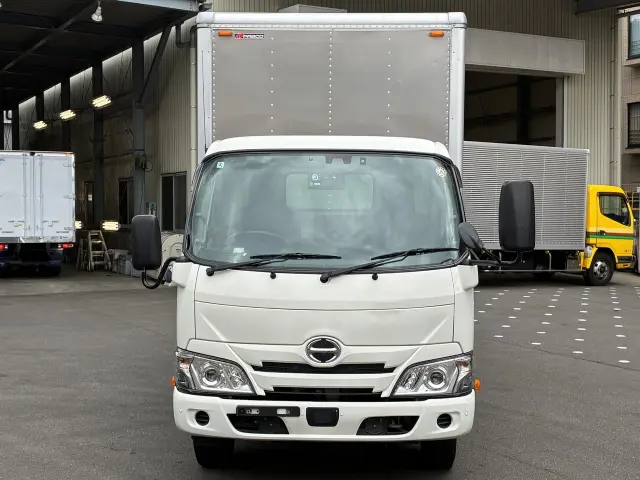 日野 デュトロ 2RG-XZU650Mの写真9