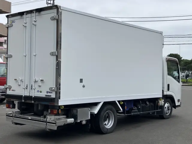いすゞ エルフ TPG-NMR85ANの写真2