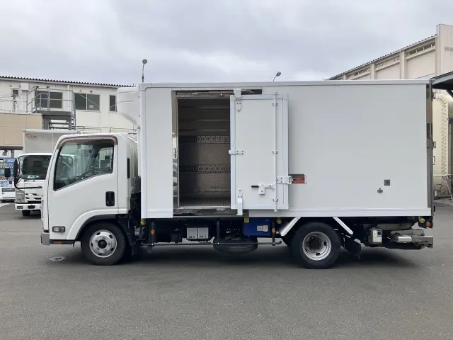 いすゞ エルフ TPG-NMR85ANの写真5