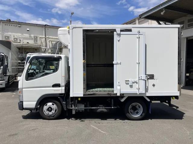 三菱 キャンター 2RG-FBA20の写真5