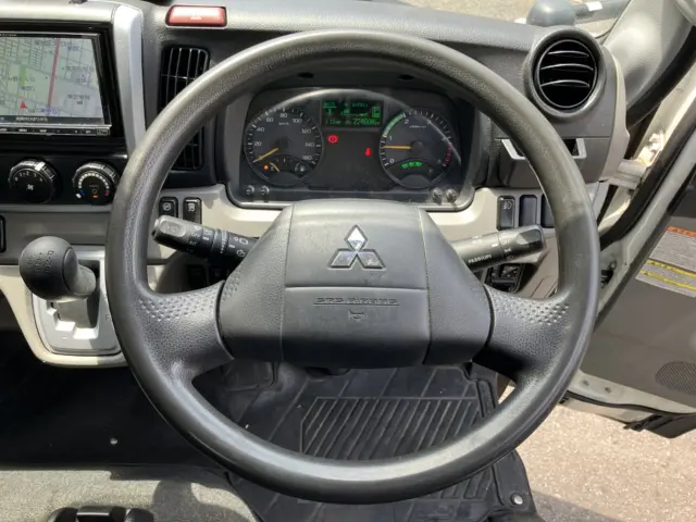 三菱 キャンター 2RG-FBA20の写真20