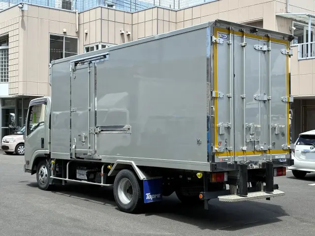 いすゞ エルフ 2RG-NMR88ANの写真5