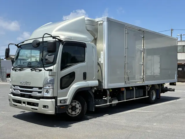 いすゞ フォワード 2PG-FRR90T2の写真1