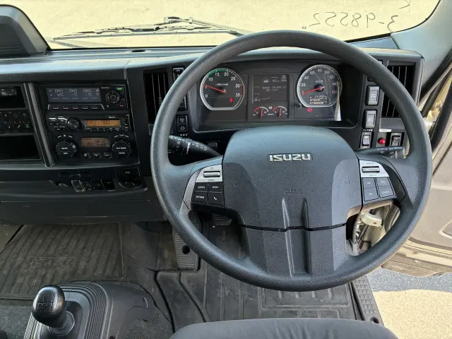 いすゞ フォワード 2PG-FRR90T2の写真22