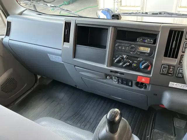 いすゞ エルフ TRG-NPR85ANの写真21