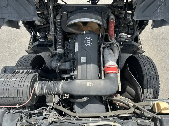 UD クオン QPG-CD5ZAの写真23