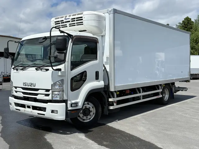 いすゞ フォワード 2PG-FTR90V2の写真1