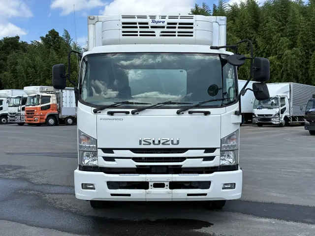 いすゞ フォワード 2PG-FTR90V2の写真8